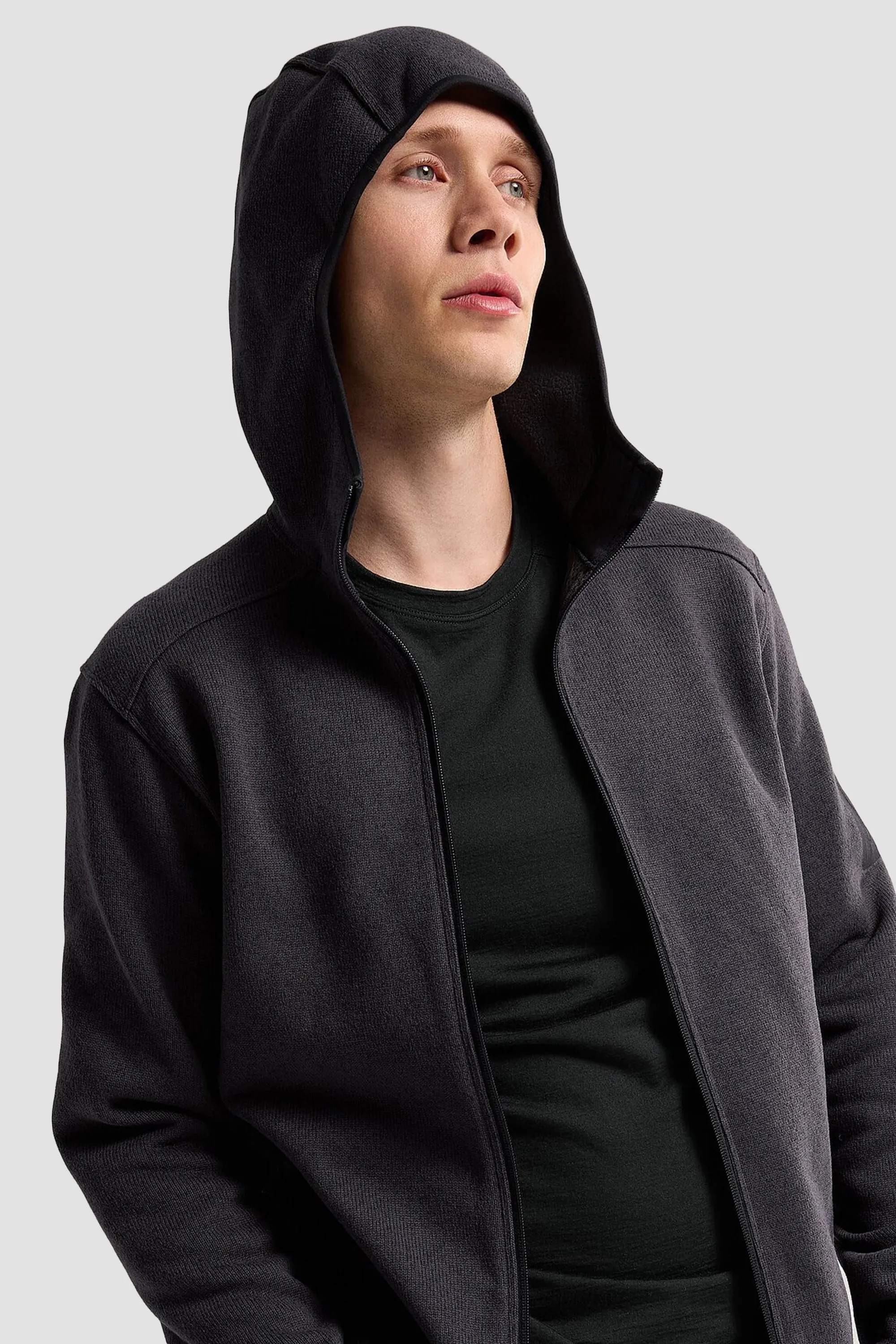 Arc'teryx Men's Covert Hoody in Black Heather II