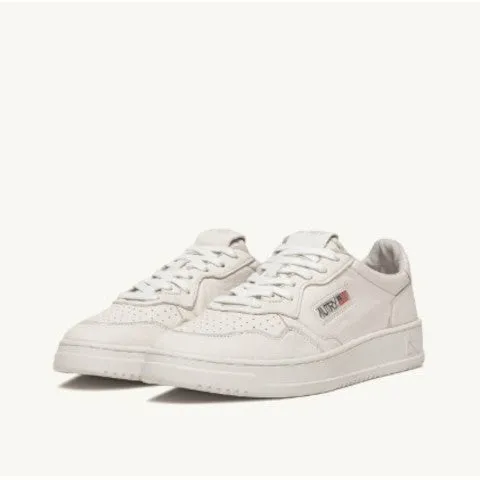 Autry Medalist Low Solid White Sneaker