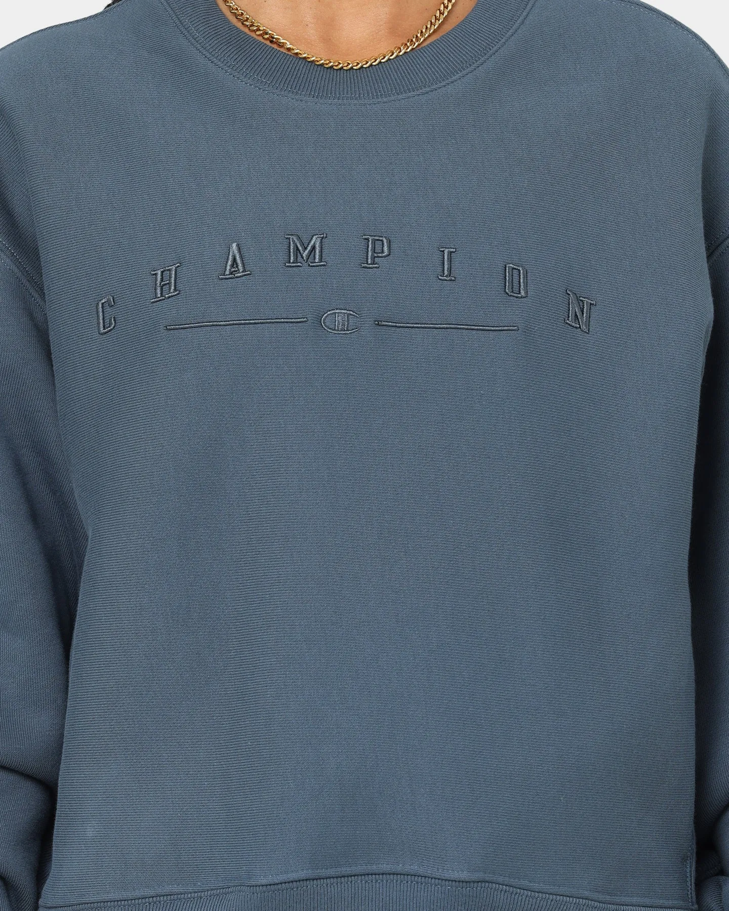 Champion Women's Reverse Weave 2K Logo Crewneck Trekking Grey