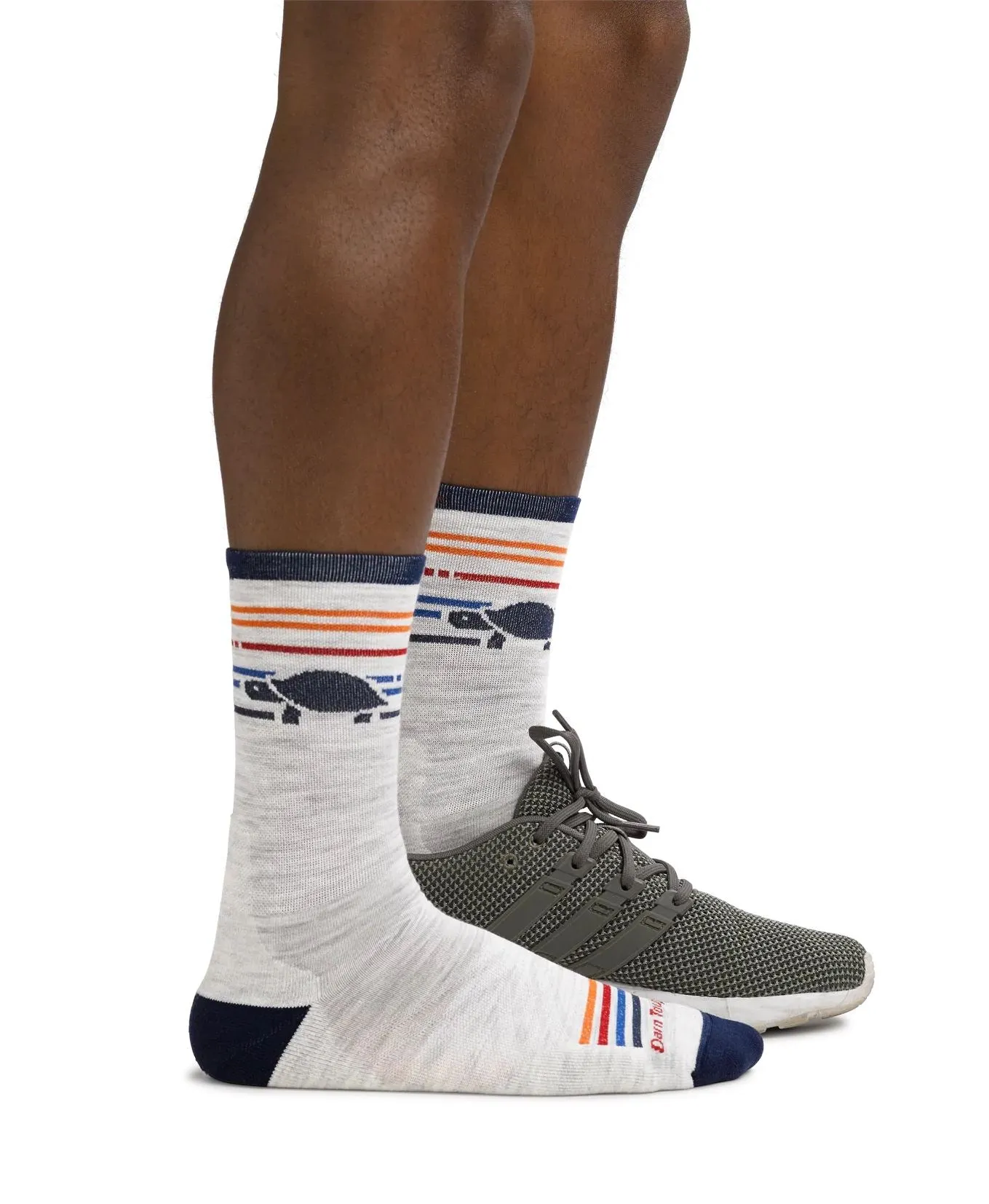 Darn Tough Pacer Micro Crew Sock Ultra-Lightweight with cushion Men's Socks 1041