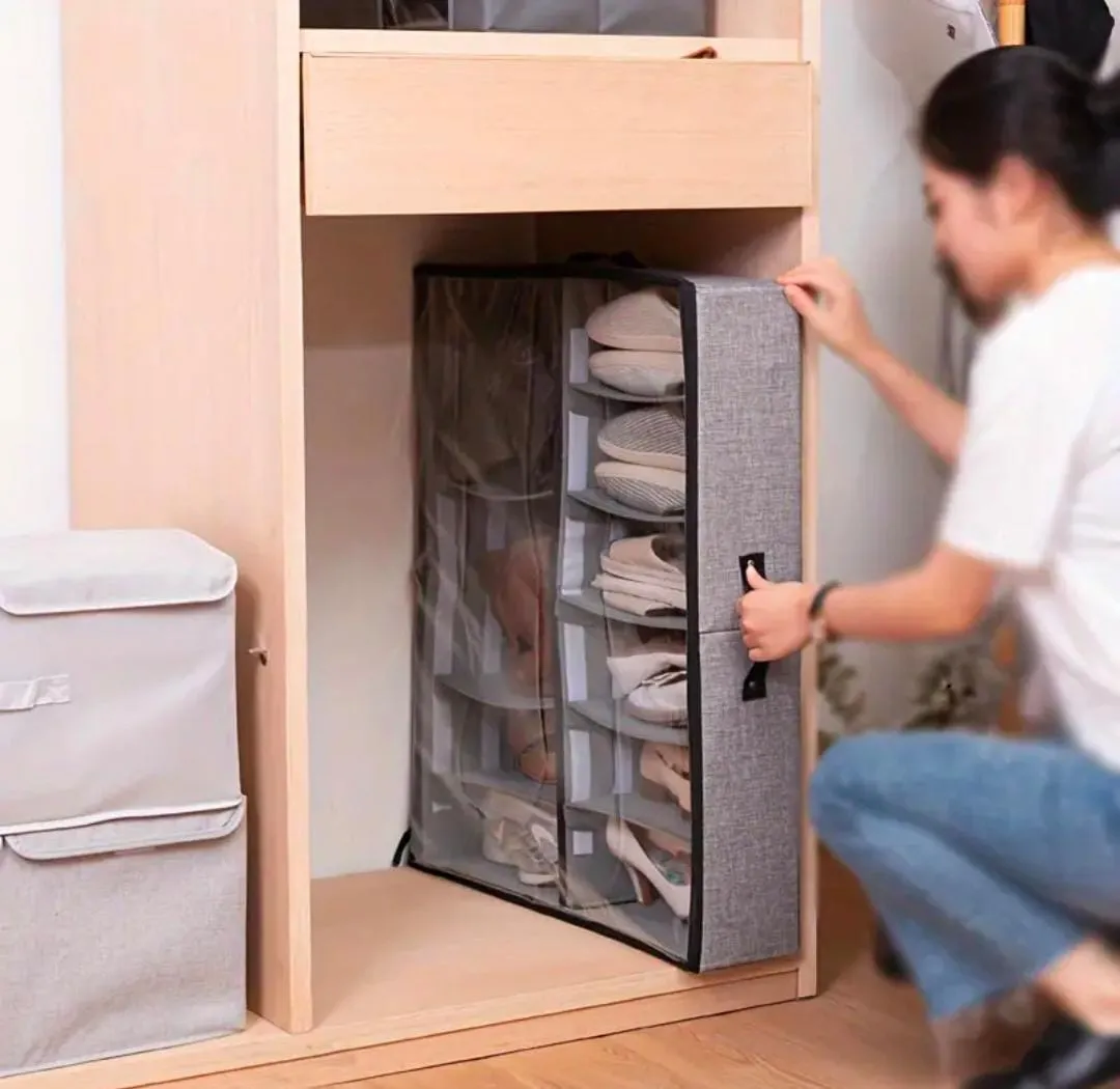 Dust - Proof 12 Grids Shoe Storage Bags / Non Woven Transparent Shoes Cabinet