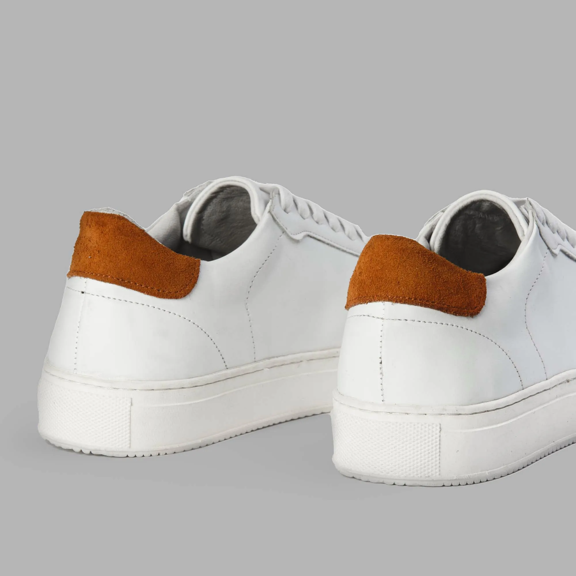 Gravita Tennis Sneakers - white