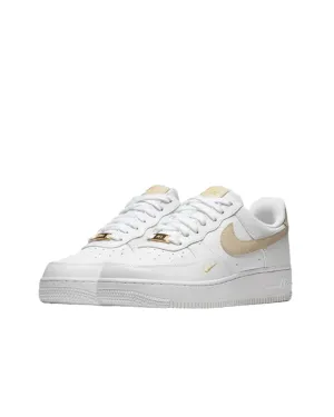 Nike scarpa sneakers da donna Air Force 1 '07 Essential CZ0270-105 bianco-rattan