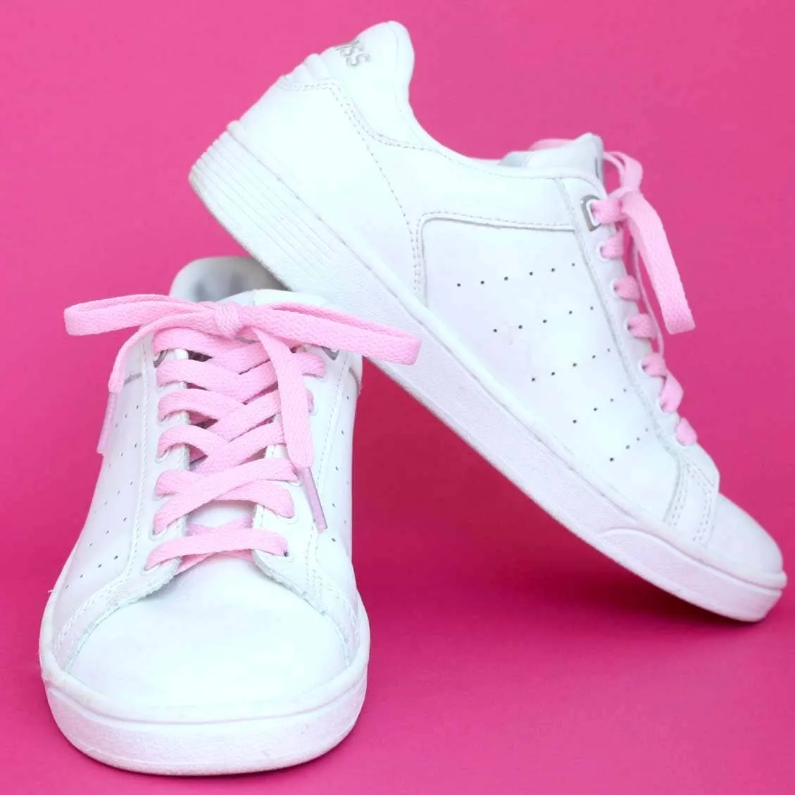 Pink flat shoelaces