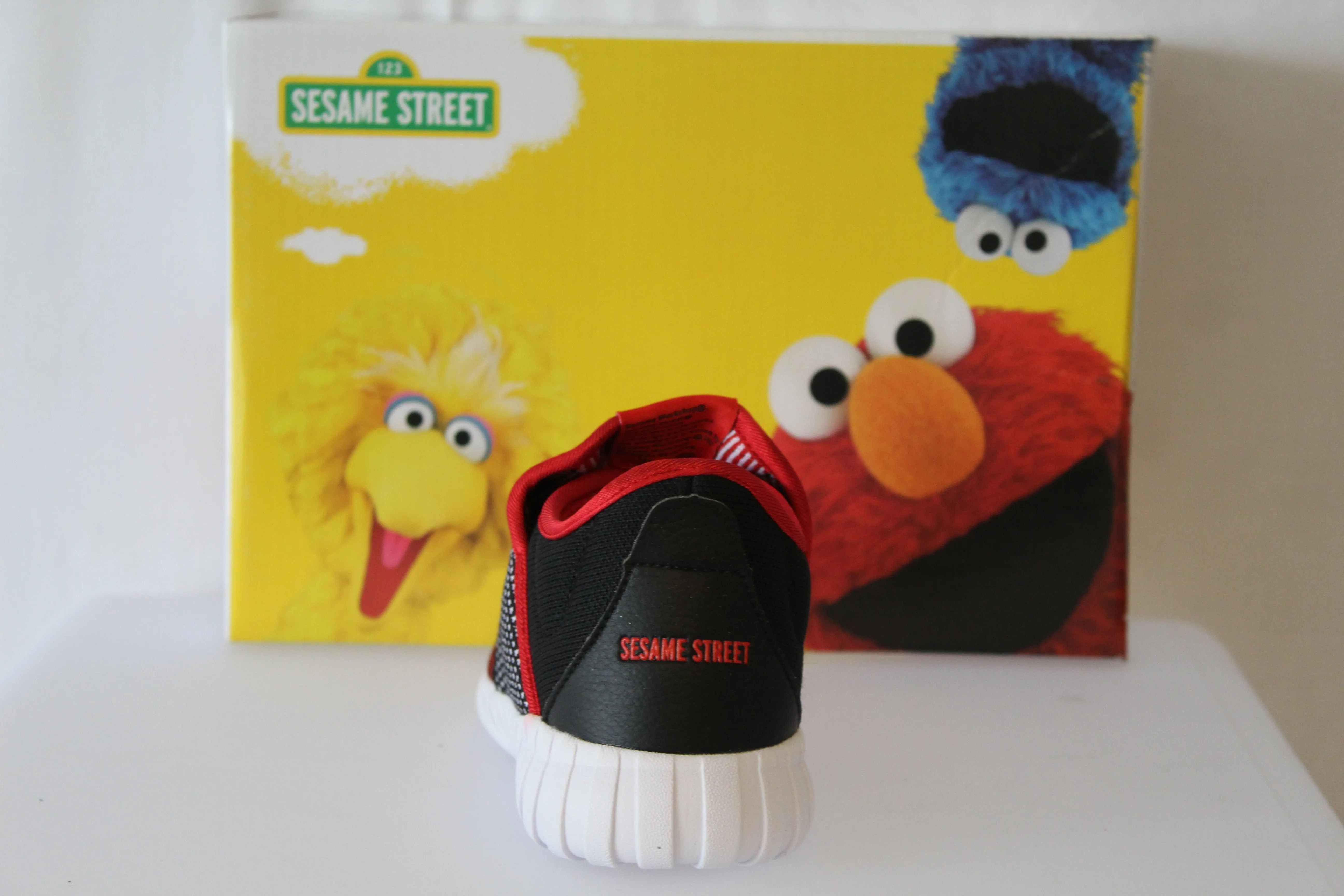 Sesame Street Boy Elmo Sneakers, Red